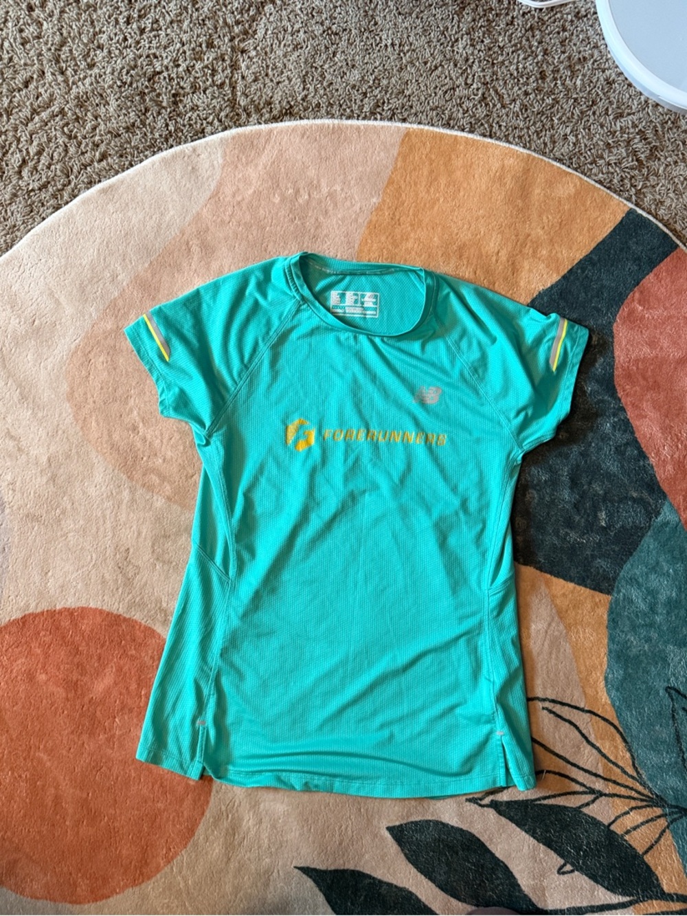 New balance light weight, cooling top. Women’s small